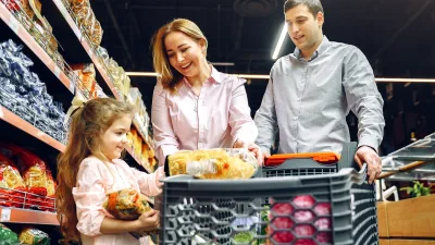 Market reyonunda ambalajlı ürünler